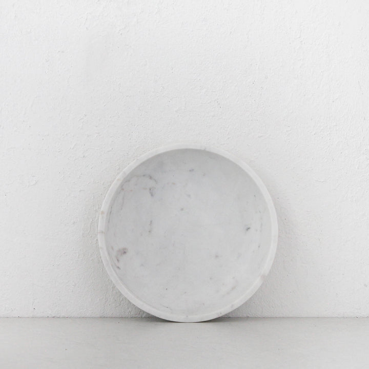 OTIS SERVING BOWL  |  WHITE MARBLE