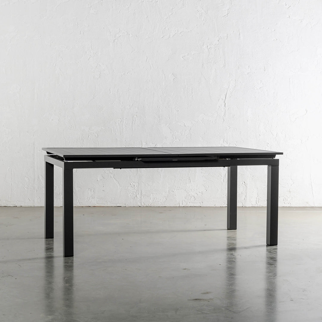 PALOMA MODERNA EXTENSION DINING TABLE   |  ANTHRACITE ALUMINIUM  |  AT 180CM