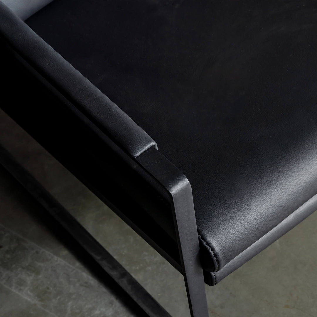 PAMINA VEGAN LEATHER ARMCHAIR  |  NOIR BLACK CLOSE UP