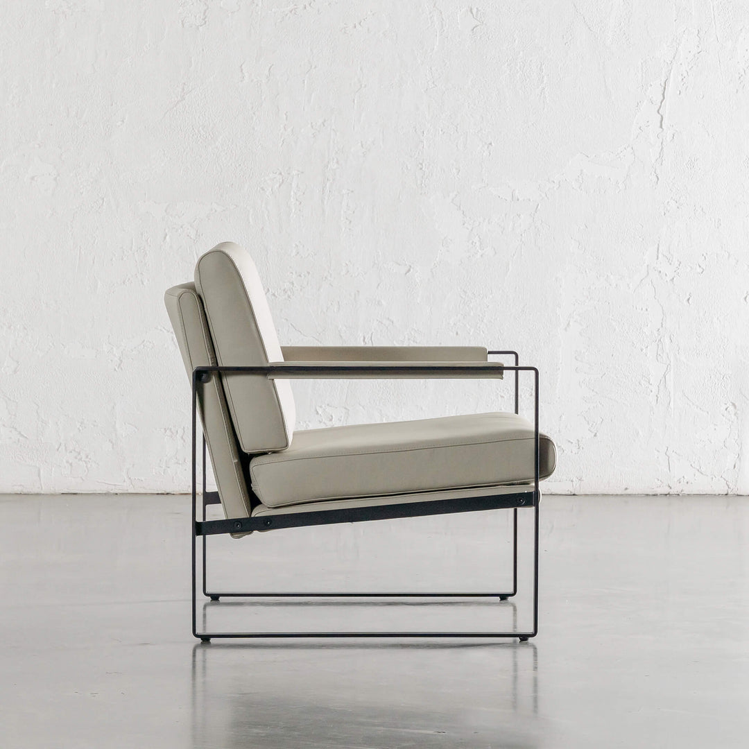 PAMINA VEGAN LEATHER ARMCHAIR  |  STONEYGROUND