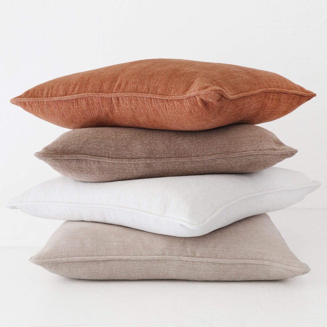 PANTANO LINEN WEAVE CUSHION Collection