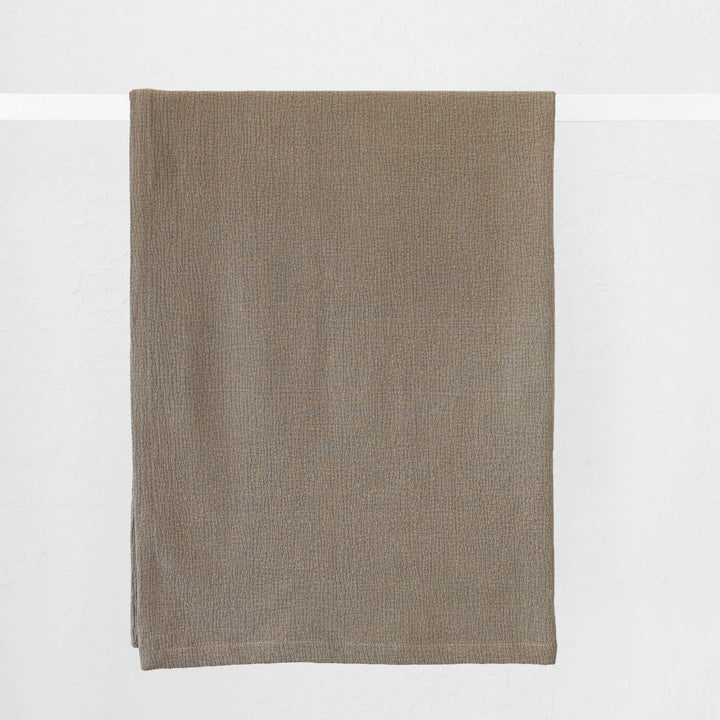 PARC RAPHAEL WAFFLE WEAVE THROW  |  170X130CM  | TAUPE WEAVE LINEN
