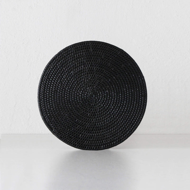 PAUME RATTAN ROUND PLACEMAT  |  BLACK  |  SET OF 6