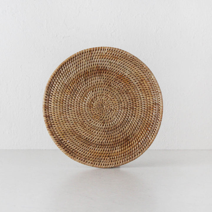 PAUME RATTAN ROUND PLACEMAT  |  NATURAL  |  SET OF 4