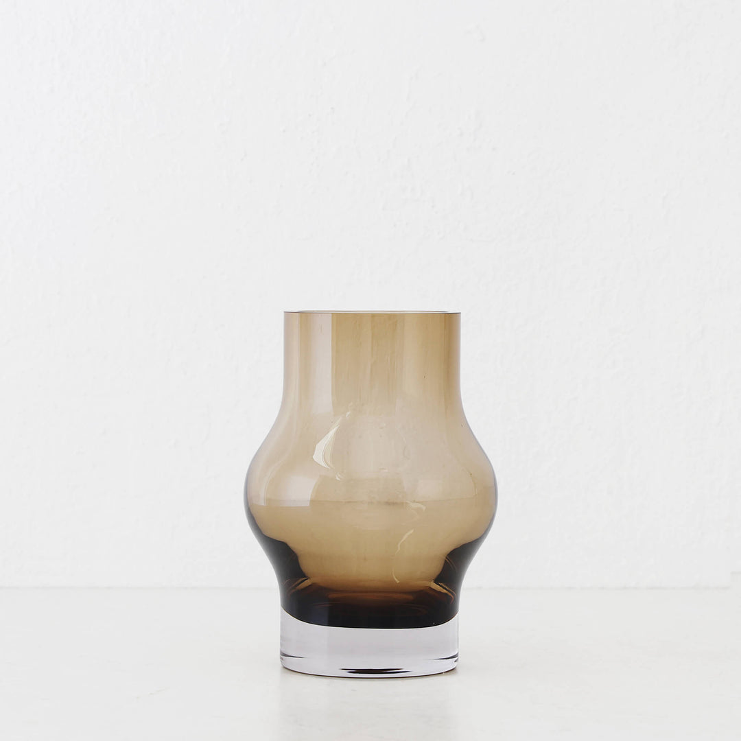 PILA VASE |  20CM  |  SMOKED BRONZE GLASS