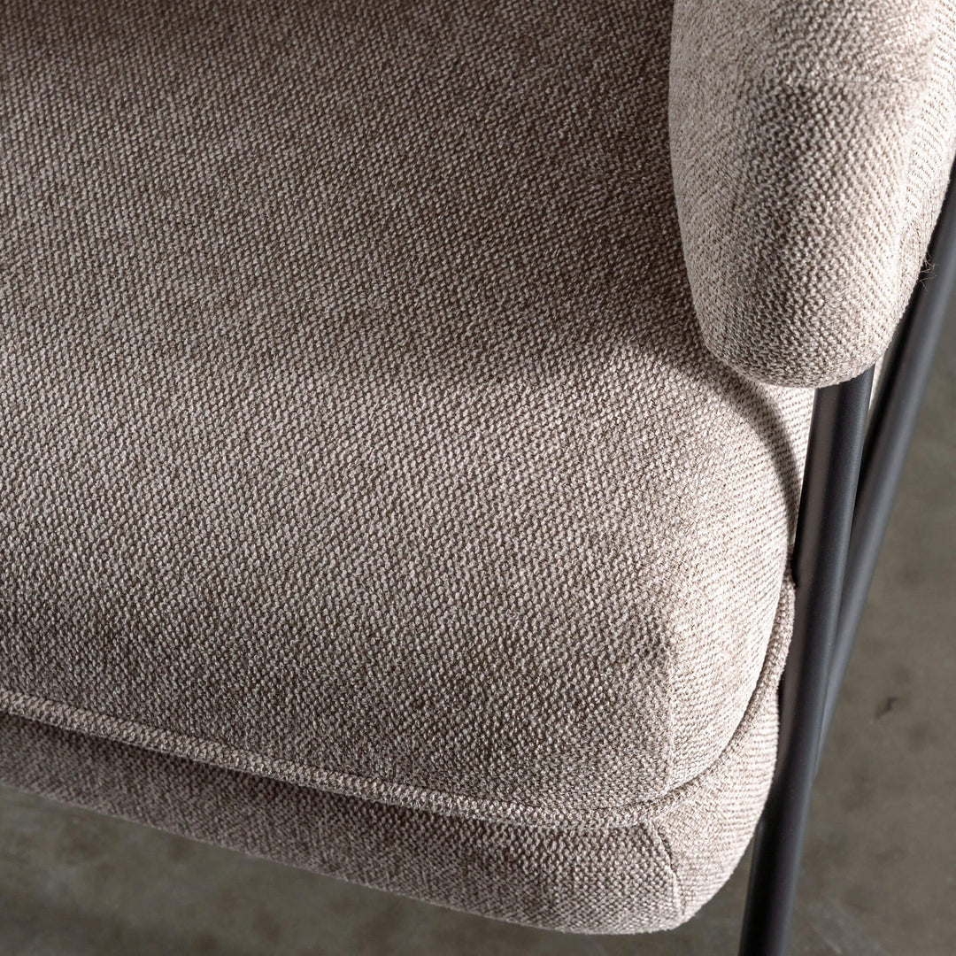 PILOTI ESSEN ARMCHAIR  |  BEDARRA SAND
