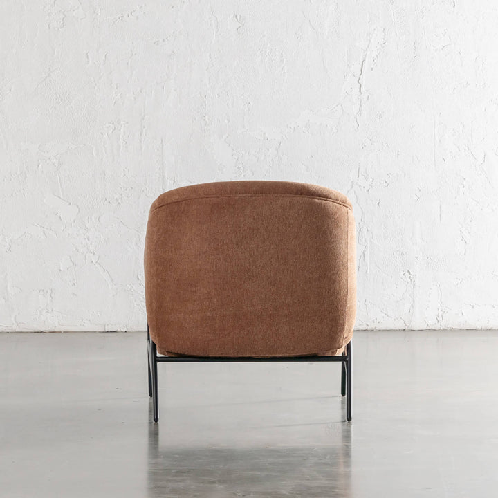 PILOTI ESSEN ARMCHAIR  |  BURNT UMBER RUST