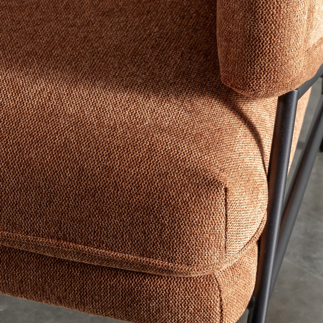 PILOTI ESSEN ARMCHAIR  |  BURNT UMBER RUST