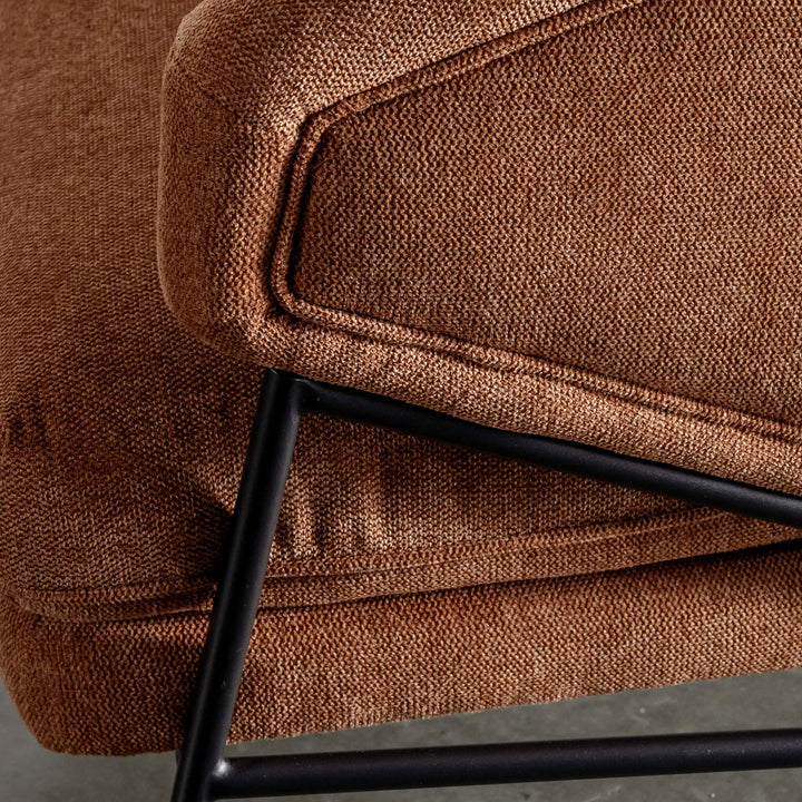 PILOTI ESSEN ARMCHAIR  |  BURNT UMBER RUST