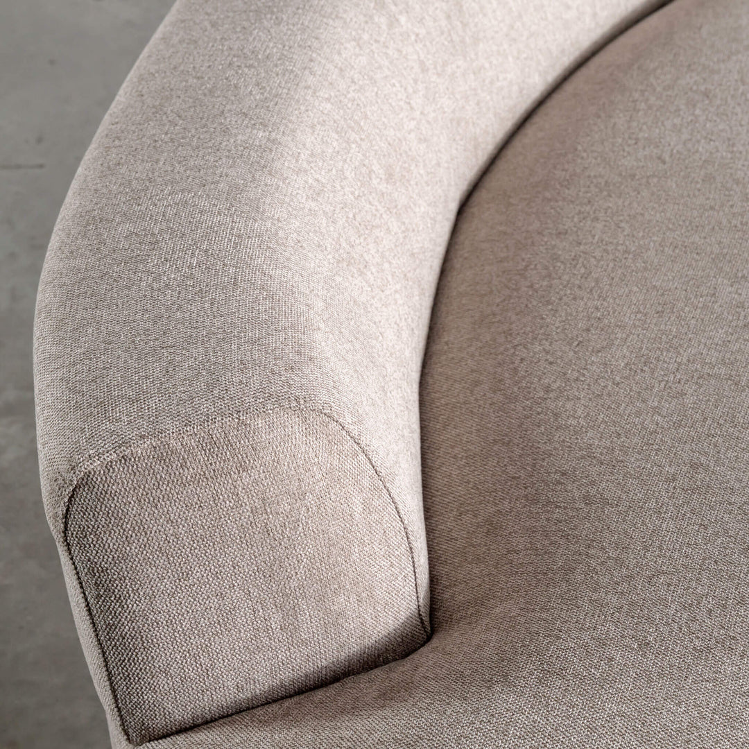 PILOTI WENDORF DAYBED SOFA  |  BEDARRA SAND