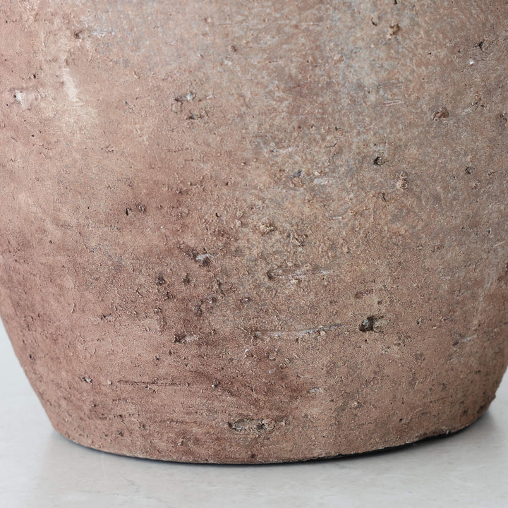 PIMONTE TERRACOTTA URN  |  CLOSE UP