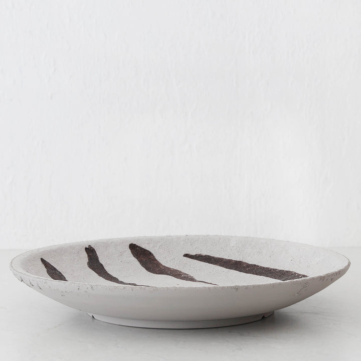 PUCARA HAND PAINTED CERAMIC WALL PLATE  |  40CM