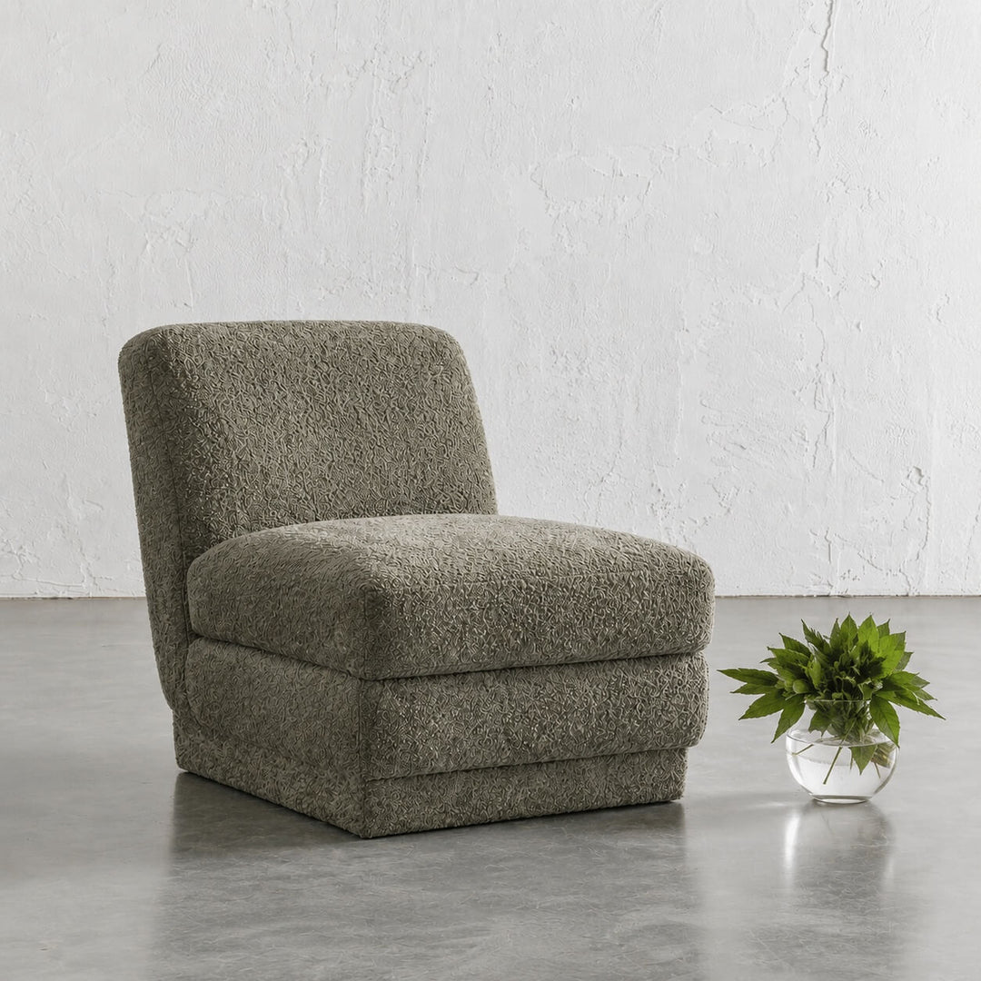 PALMERA ARMCHAIR  |  MANGROVE LEAF BOUCLE