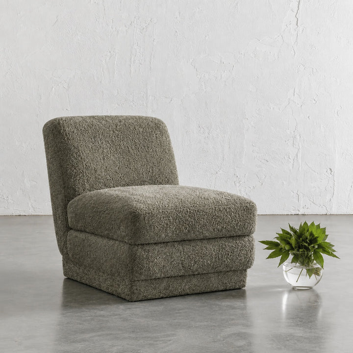PALMERA ARMCHAIR  |  MANGROVE LEAF BOUCLE