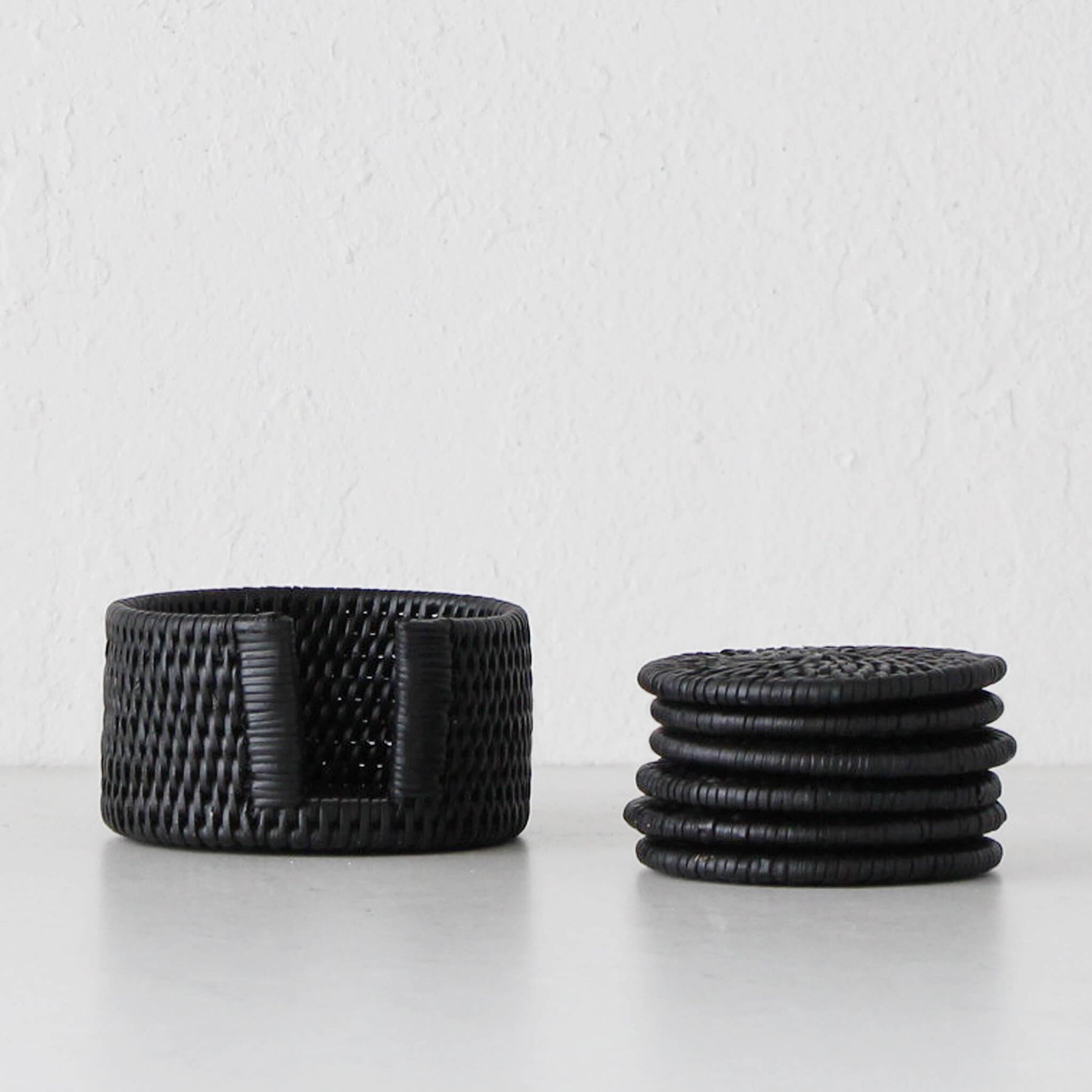 Dark Rattan Coaster PAUME RATTAN ROUND COASTER | SET OF 6 | BLACK RATTAN – Living By Design