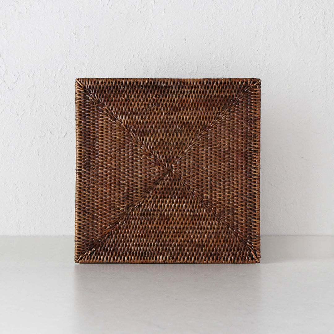 PAUME RATTAN SQUARE PLACEMAT  |  ANTIQUE BROWN  |  SET OF 4