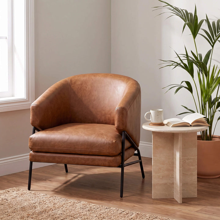 PILOTI ESSEN ARMCHAIR  |  DAKOTA SADDLE TAN