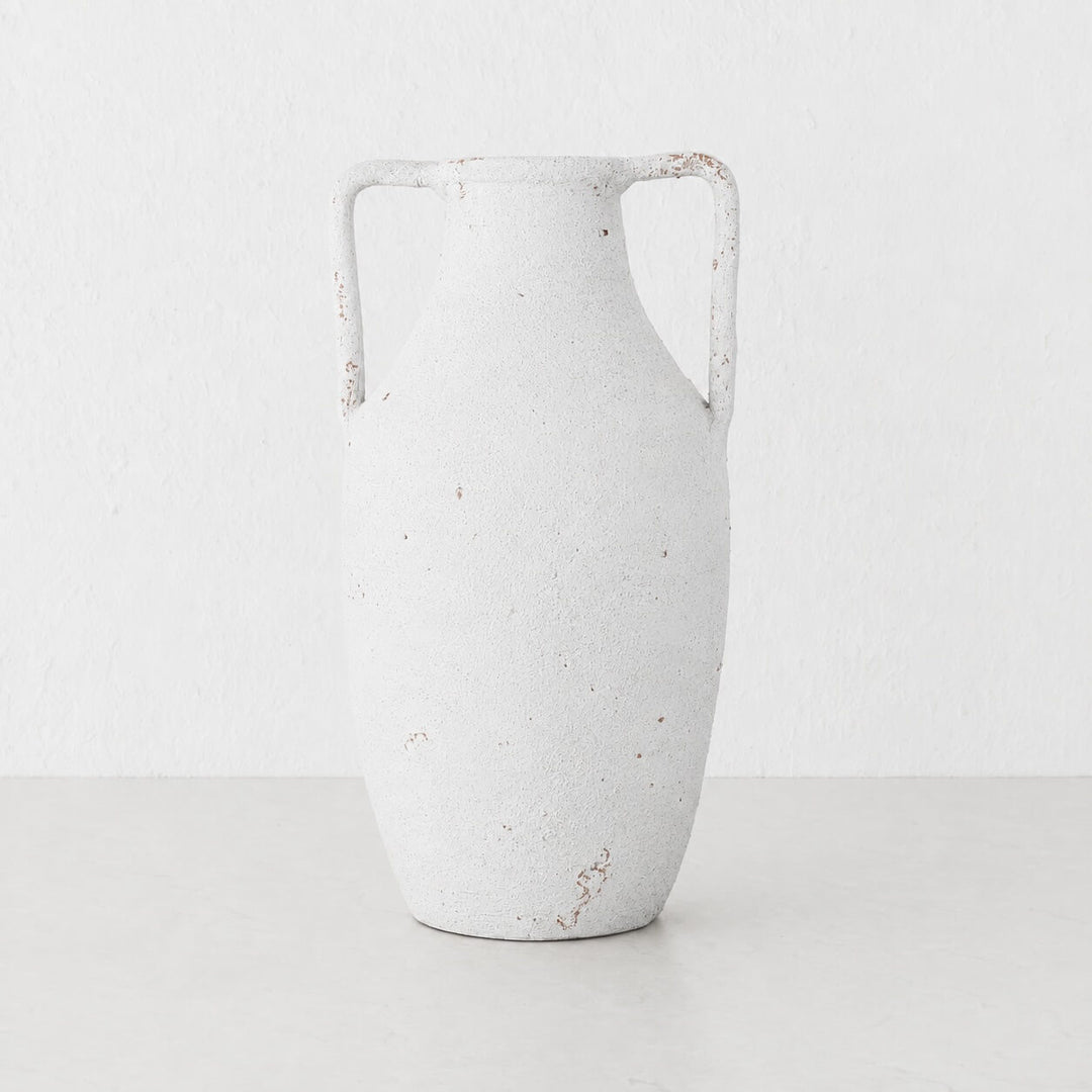 PIMONTE URN  |  29CM + 37CM  |  WHITE TERRACOTTA