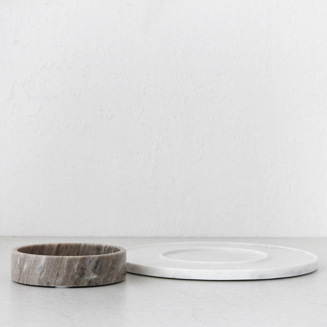 NIDO ROUND DIP GRAZING PLATTER SET  |   WHITE + FAWN MARBLE