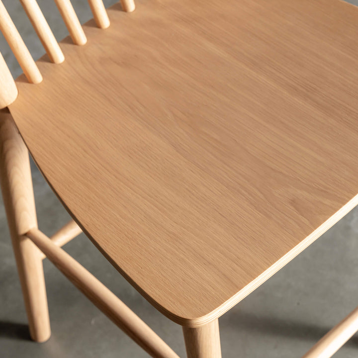 REQUIN BAR CHAIR  |  LIGHT OAK CLOSE UP