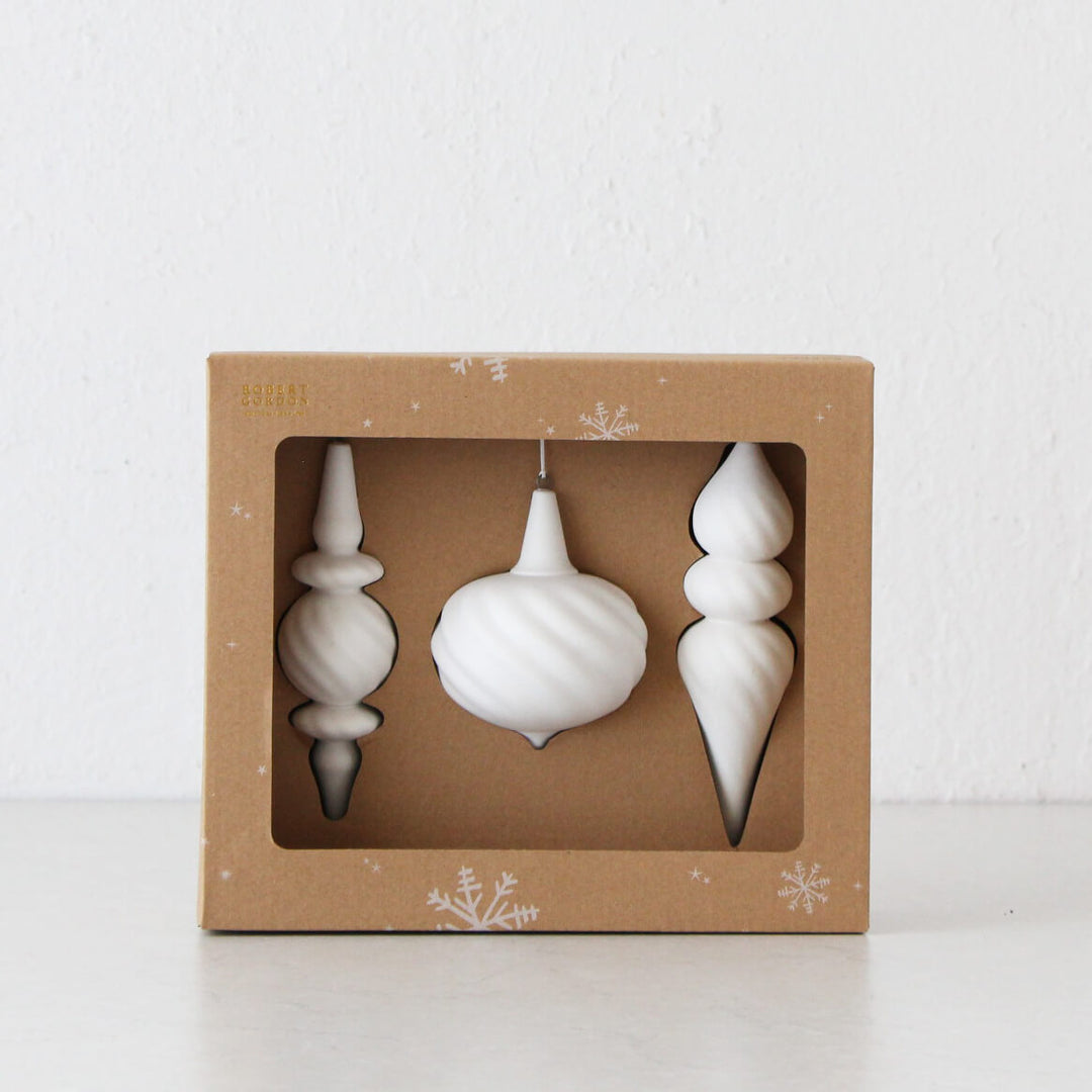 ROBERT GORDON  |  HANGING FLUTED BAUBLE  |  BOXED SET OF 3  |  WHITE CERAMIC