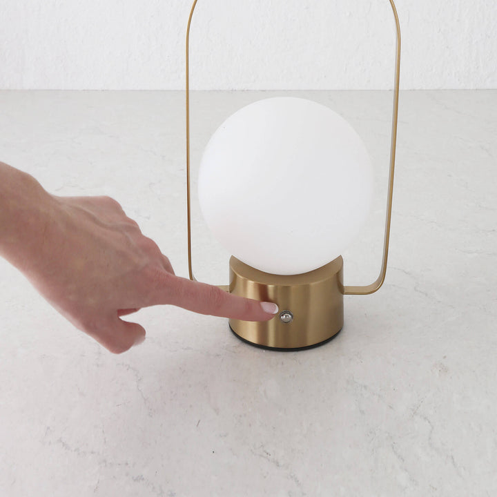 RIBEIRA BRAVA LED RECHARGEABLE LANTERN WITH HANDLE  |  26CM  |  ANTIQUE BRASS