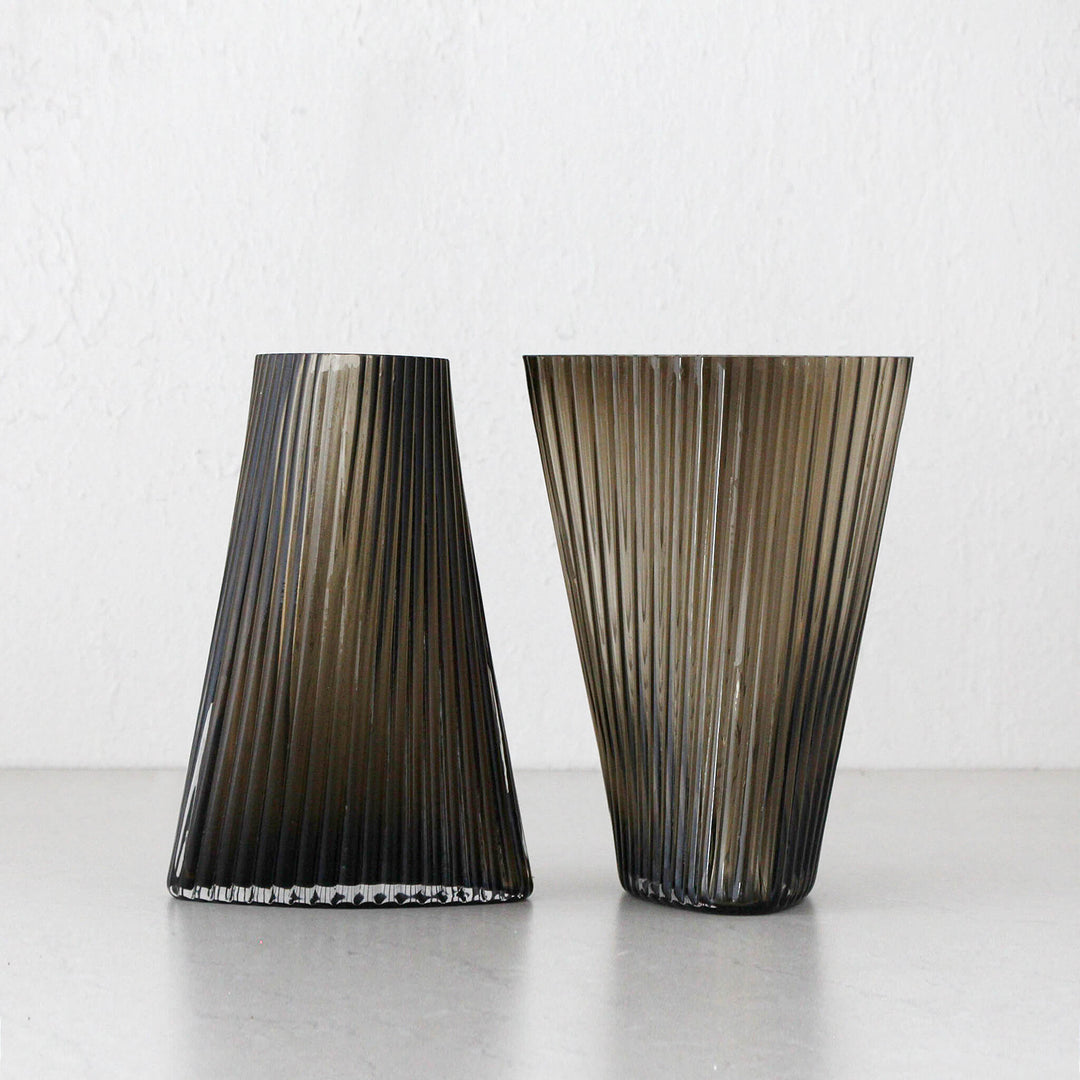 RIDGED TWIST OBLLING GLASS VASE BUNDLE X2 | TALL | SMOKEY BROWN