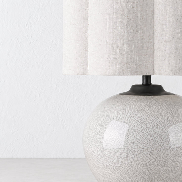 RIVABELLA TABLE LAMP  |  54CM  |  CRACKLE CERAMIC