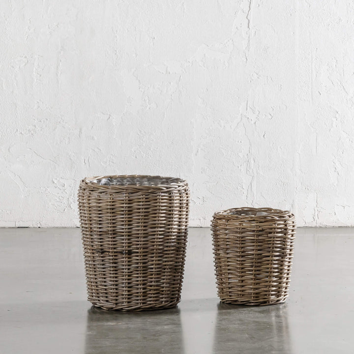 RIVIERE RATTAN POT WITH PLASTIC INNER LINER BUNDLE X2  |  MEDIUM + X-LARGE