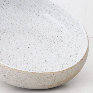 ROBERT GORDON  |  MEDIUM 20CM SERVING BOWL  |  GARDEN TO TABLE  |  NATURAL STONEWARE