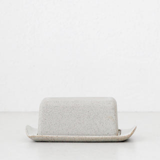 ROBERT GORDON  |  BUTTER DISH  |  GARDEN TO TABLE  |  NATURAL STONEWARE