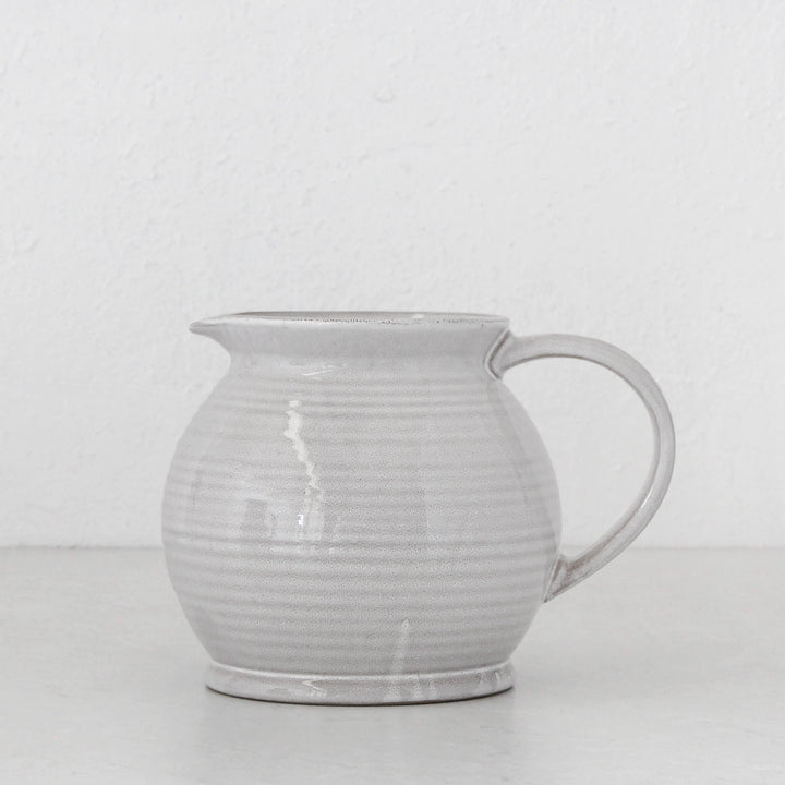 ROBERT GORDON JUG ROUND | SNOW HEIRLOOM COLLECTION