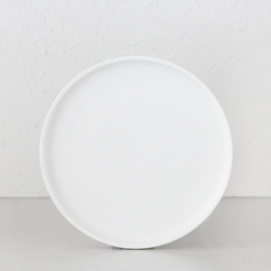 LBD EXCLUSIVE  |  ROBERT GORDON | PLATFORM DINNER PLATE | WHITE