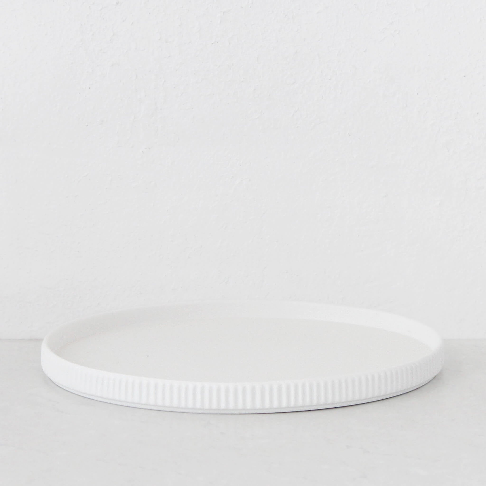 White Rounded Color Matte CERAMIC RIBBED ROUND PLATTER | MATTE WHITE – Living By Design