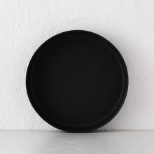 ROUND RIBBED CERAMIC SALAD BOWL  |  MATTE BLACK