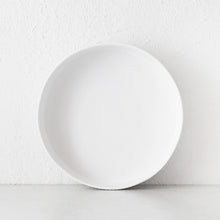 ROUND RIBBED CERAMIC SALAD BOWL  |  MATTE WHITE