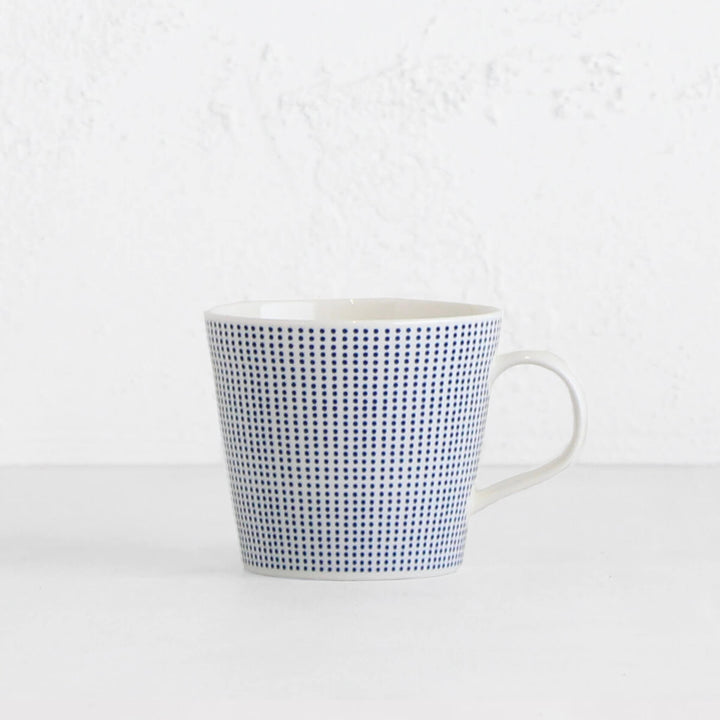 ROYAL DOULTON | BLUE DOTS MUG | BLUE + WHITE