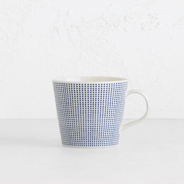 ROYAL DOULTON | BLUE DOTS MUG | BLUE + WHITE
