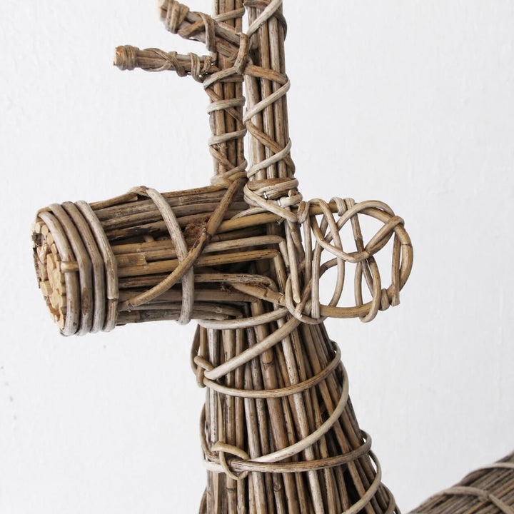 RATTAN TWISTED TWIG REINDEER  |  SET OF 2  |  L + XL  |  NATURAL RATTAN