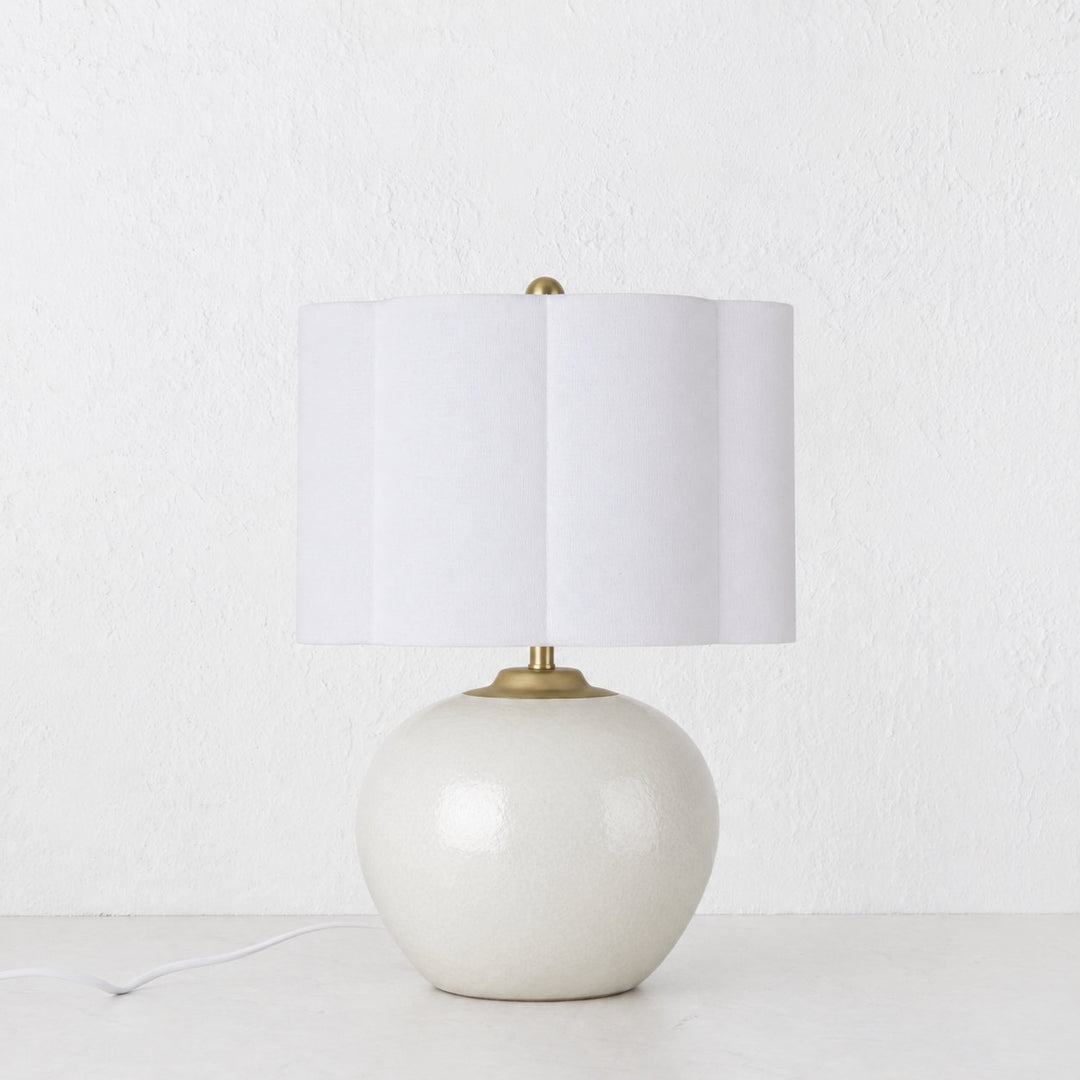 RIVABELLA TABLE LAMP  |  54CM  |  WHITE CERAMIC