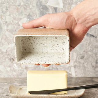 ROBERT GORDON  |  BUTTER DISH  |  GARDEN TO TABLE  |  NATURAL STONEWARE