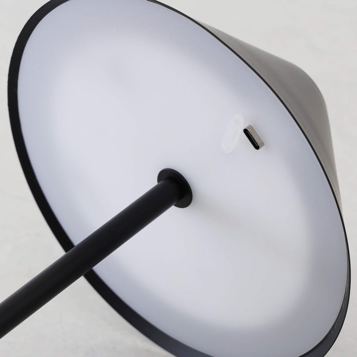 SAN CARLO LED RECHARGEABLE INDOOR/OUTDOOR LAMP  |  21CM  |  MATTE BLACK