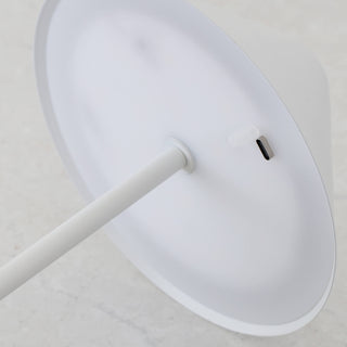 SAN CARLO LED RECHARGEABLE INDOOR/OUTDOOR LAMP  |  21CM  |  WHITE