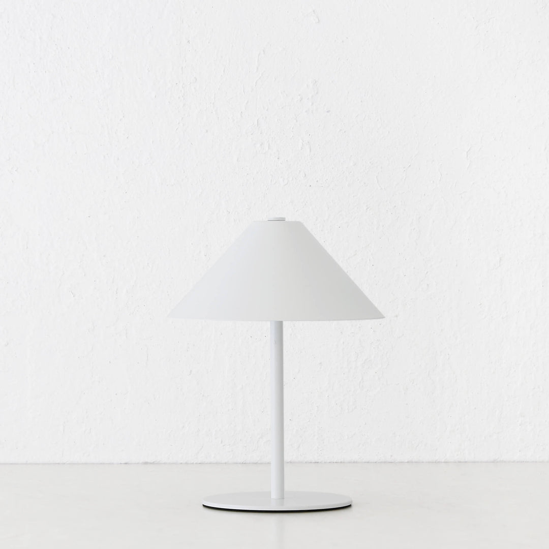SAN CARLO LED RECHARGEABLE INDOOR/OUTDOOR LAMP  |  21CM  |  WHITE