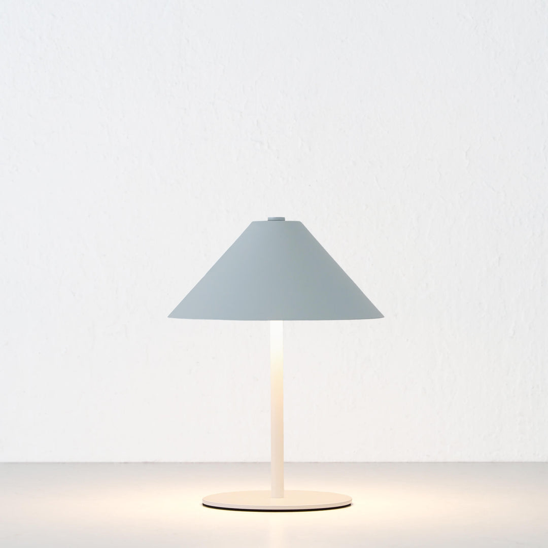 SAN CARLO LED RECHARGEABLE INDOOR/OUTDOOR LAMP  |  21CM  |  WHITE