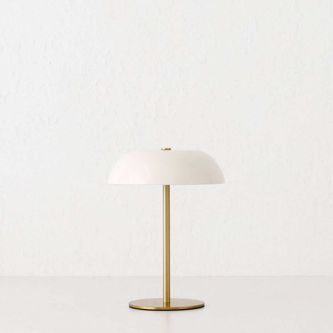 SAO MARTINHO DOME LED RECHARGEABLE LAMP  |  21CM  |  OFF WHITE + ANTIQUE BRASS