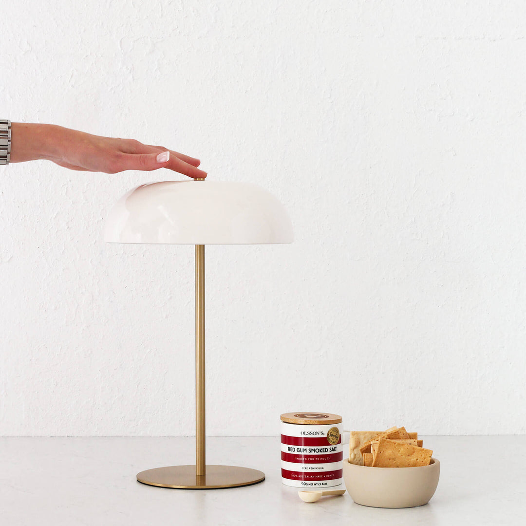 SAO MARTINHO DOME LED RECHARGEABLE LAMP  |  35CM  |  OFF WHITE + ANTIQUE BRASS