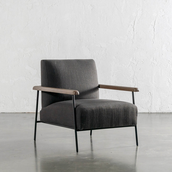 SAUVAGE ESSAN ARMCHAIR  |  BLACK