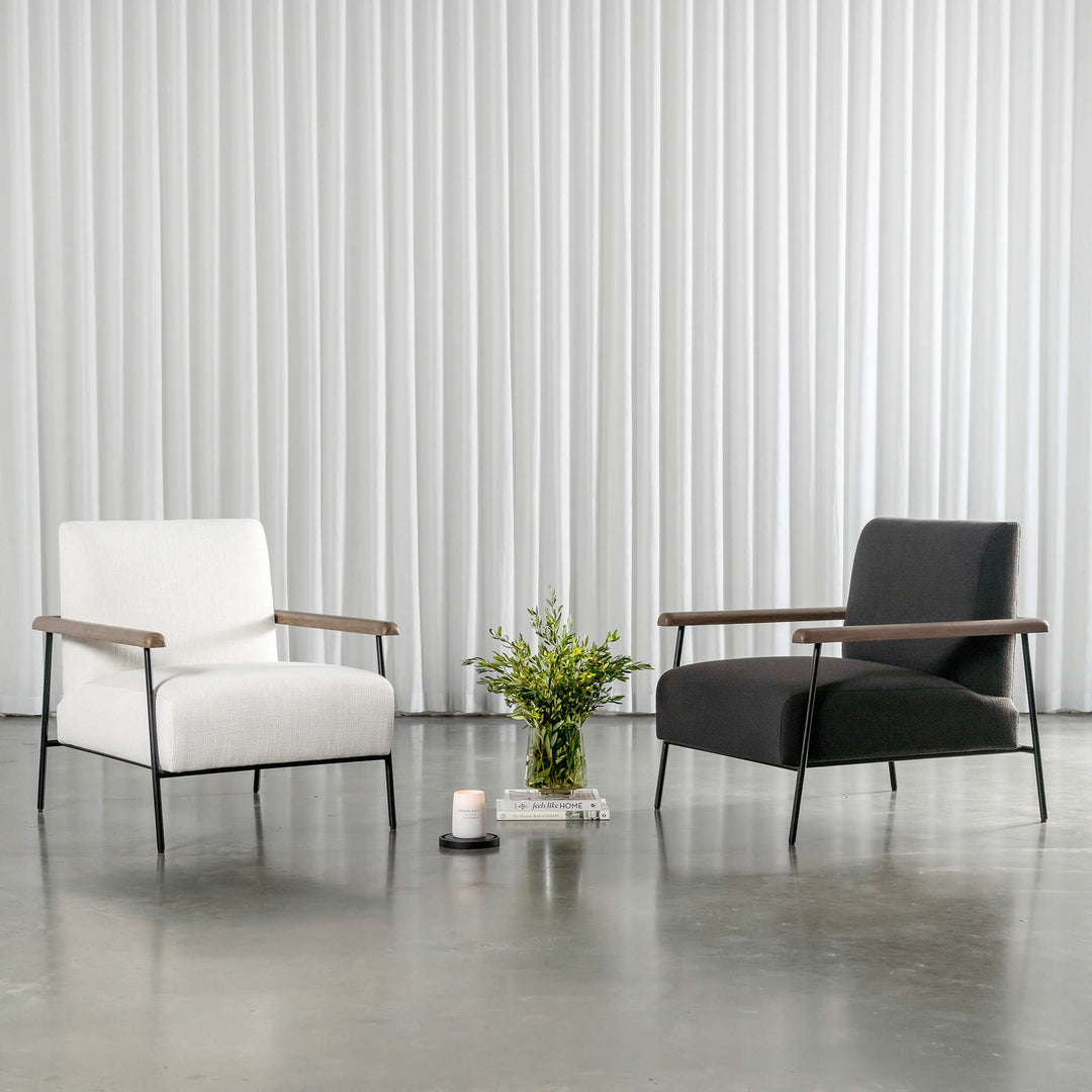 SAUVAGE ESSAN ARMCHAIR  |  SKIMMING STONE WHITE