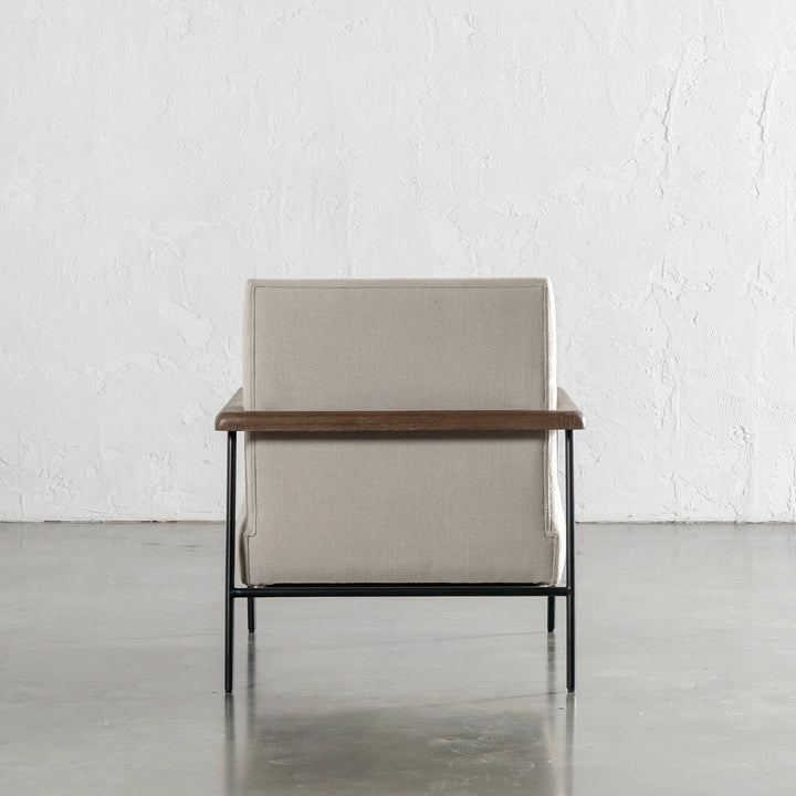 SAUVAGE ESSAN ARMCHAIR  |  WARM BISCUIT NATURAL